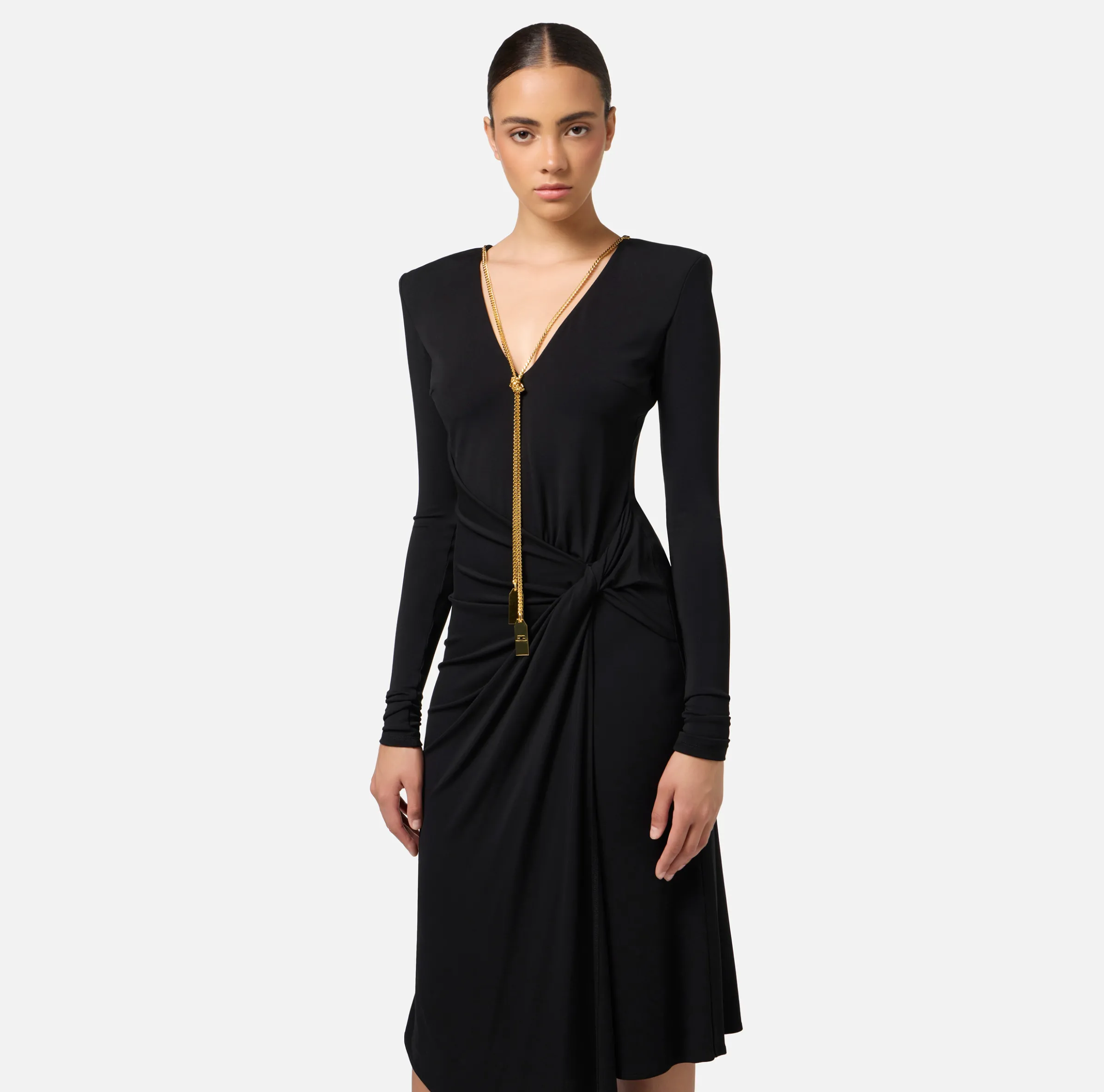 Abito midi in jersey drappeggiato con collana