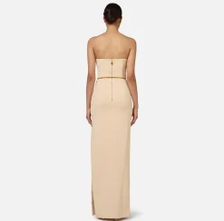 Abito red carpet in crêpe con scollo bustier