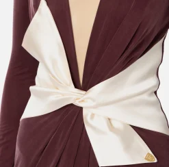 Abito red carpet in jersey drappeggiato con fusciacca