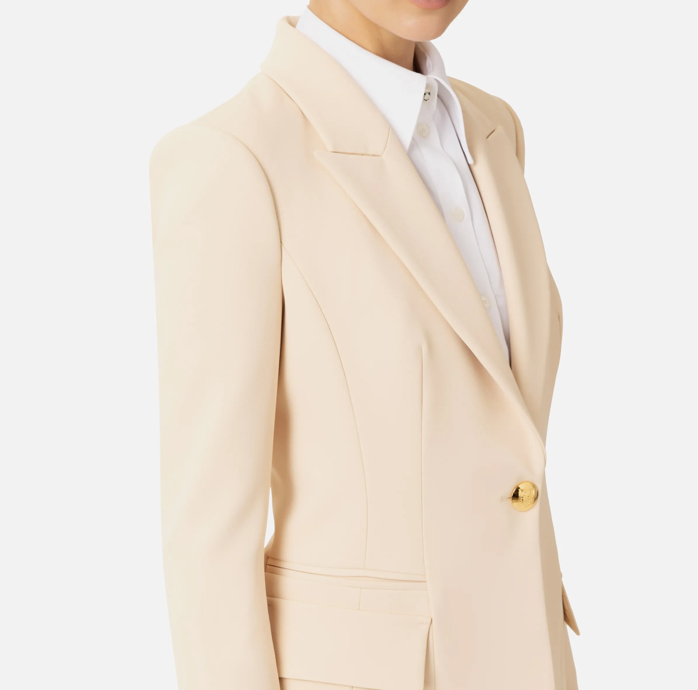 Blazer in crêpe con revers a lancia