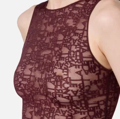 Body in tulle lettering