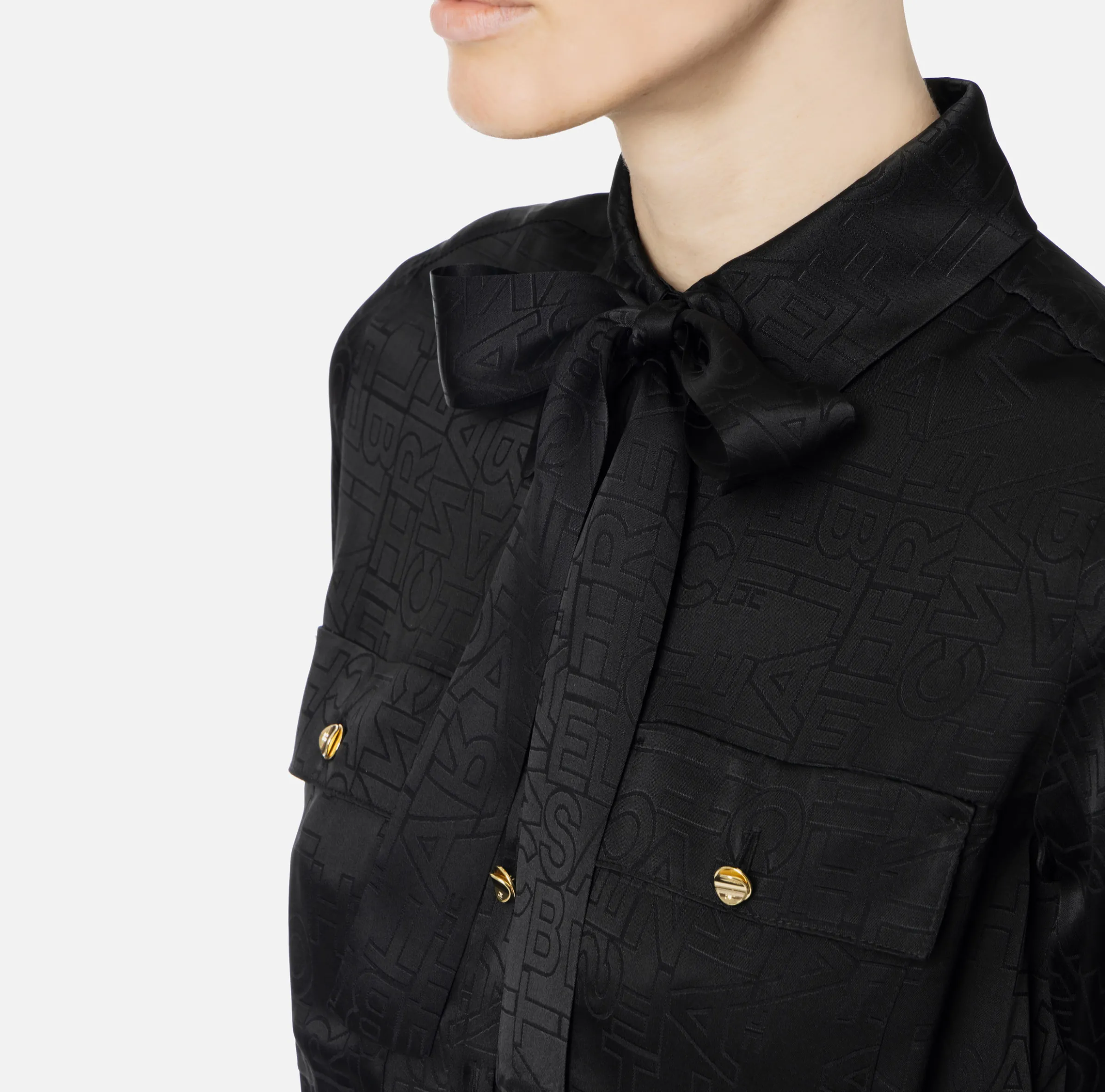 Camicia cropped in raso jacquard con foulard