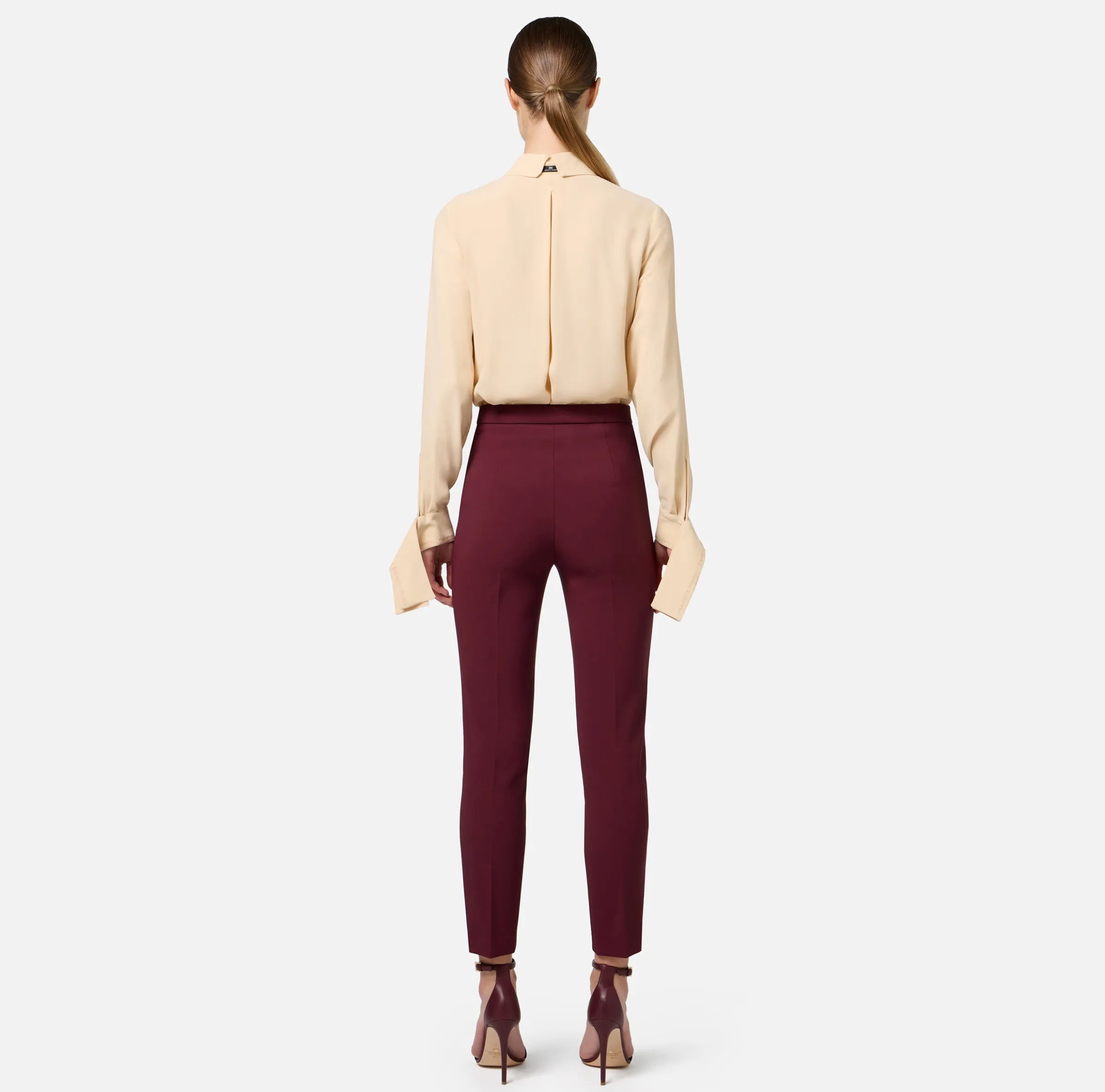 Camicia in georgette con polsi ricamati