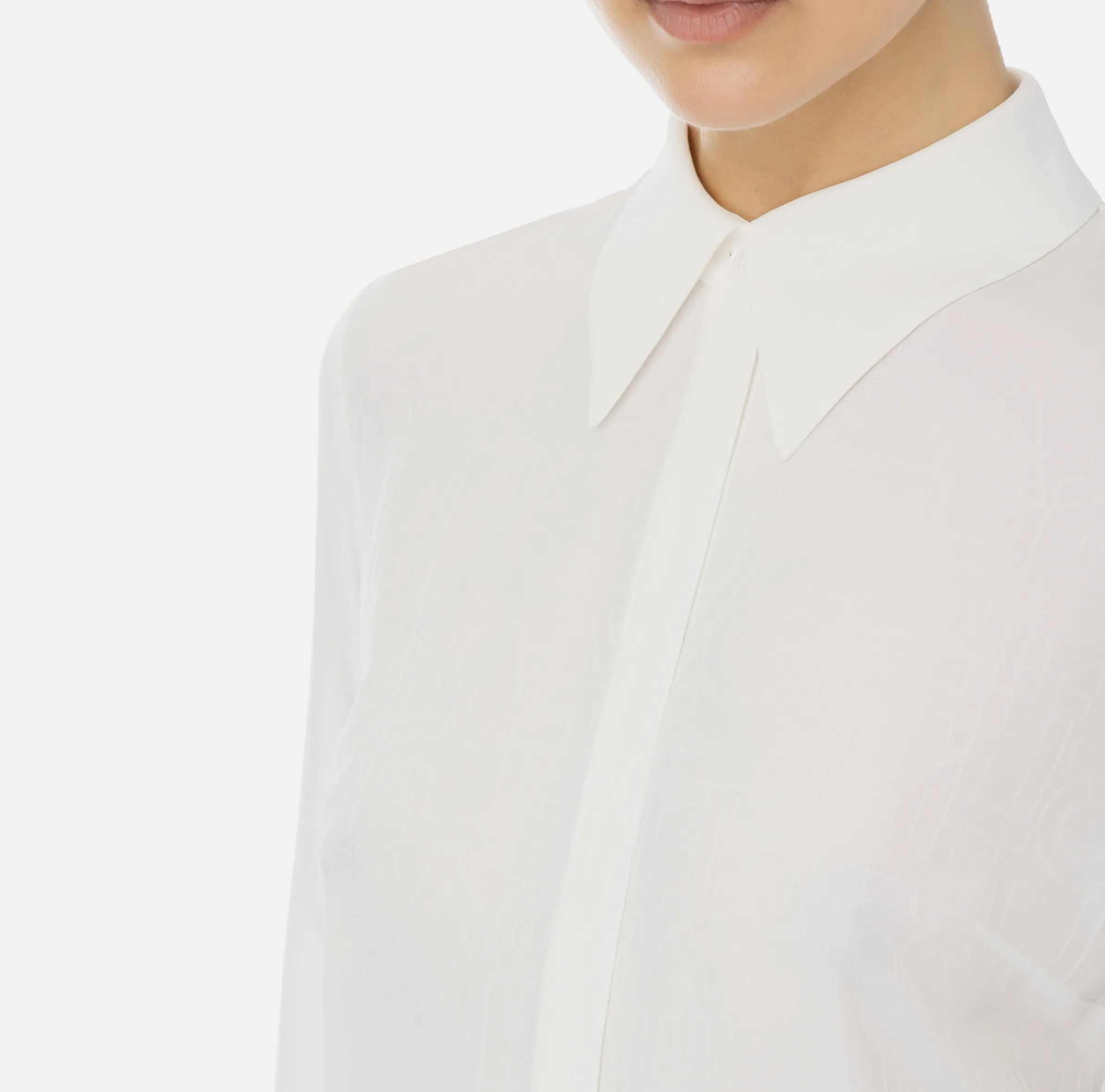 Camicia in georgette jacquard lettering