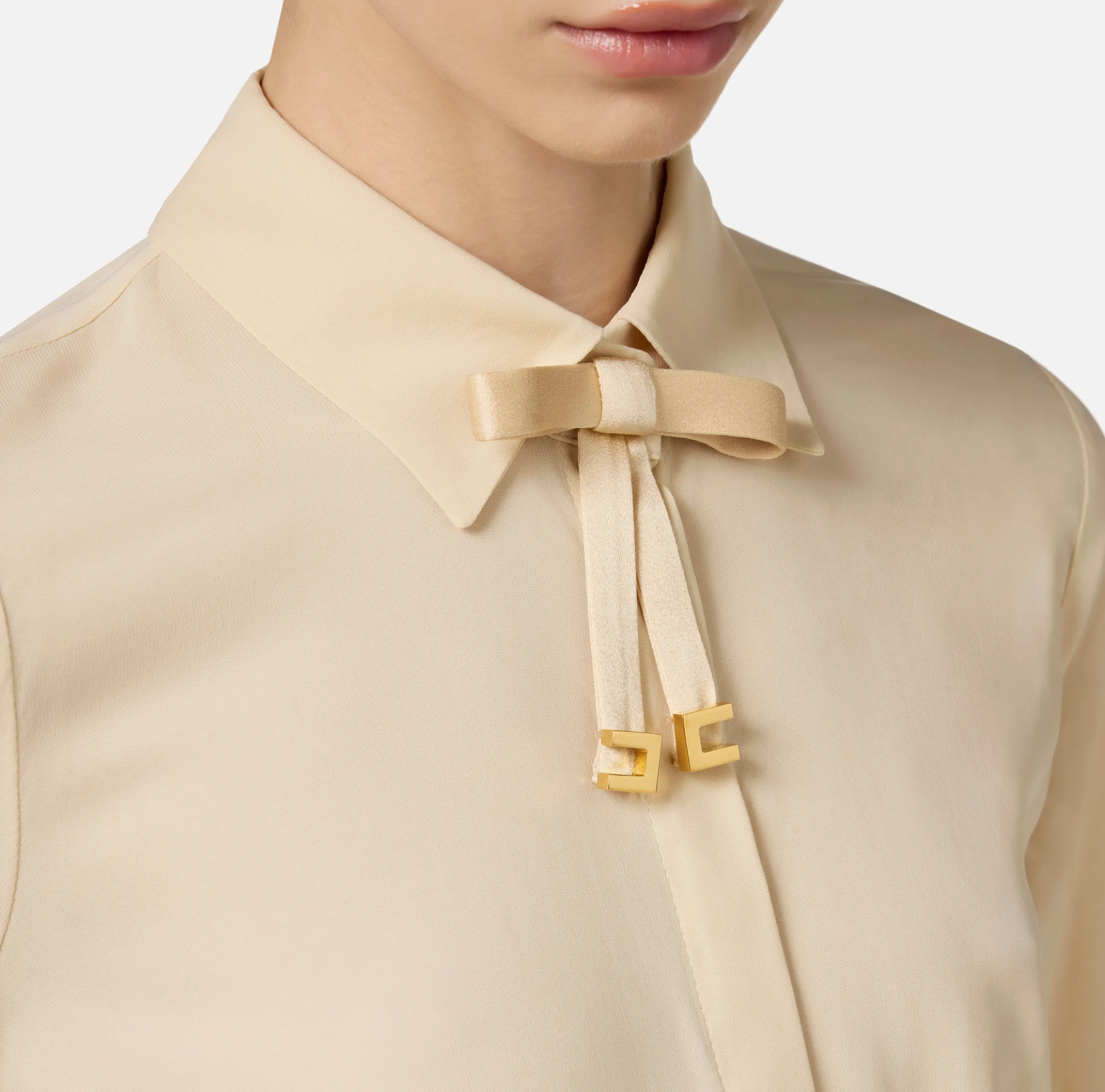 Camicia in georgette stretch con fiocco