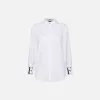 Camicia in popeline con logo sui polsi