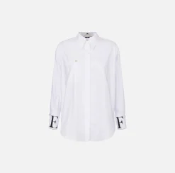 Camicia in popeline con logo sui polsi