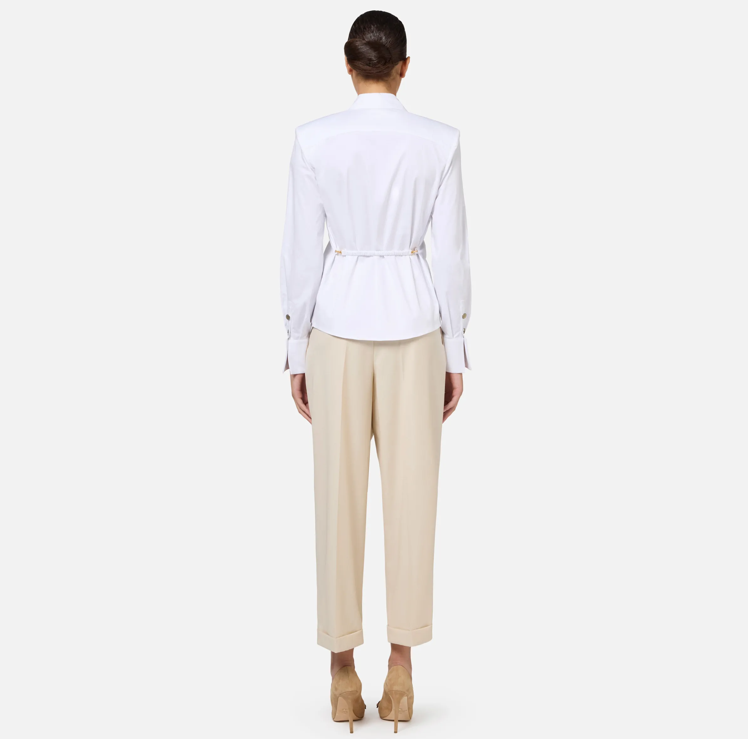 Camicia in popeline con spalle strutturate