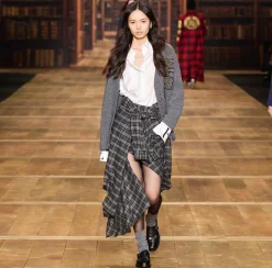 Cardigan in lana costa inglese con patch logo