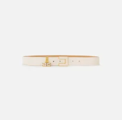 Cintura in pelle con fibbia e charms logo smaltato