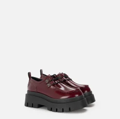 Derby in pelle con plateau