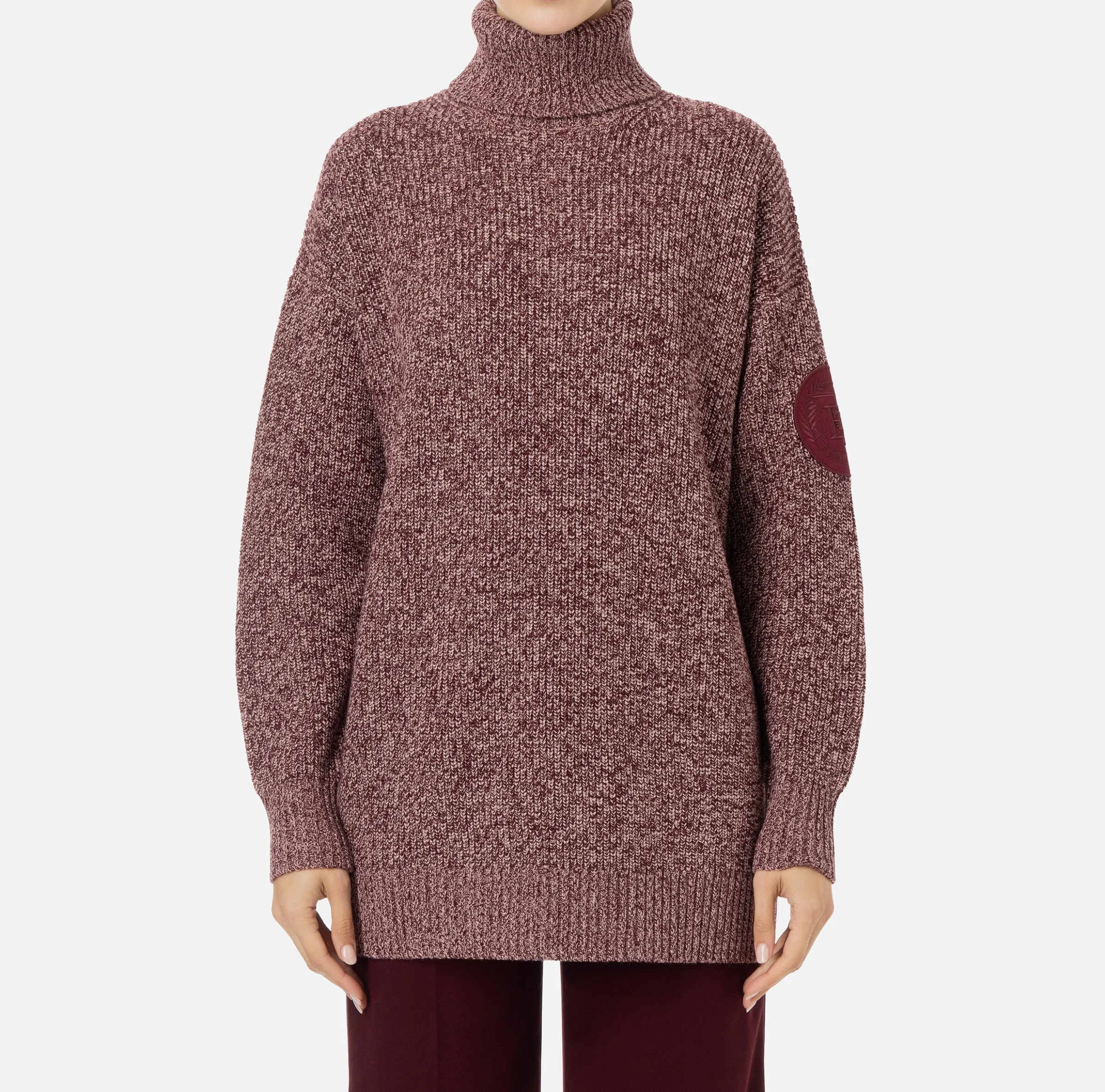 Dolcevita in viscosa mouliné con patch logo
