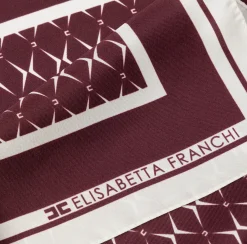 Foulard in seta con pattern rombo e logo