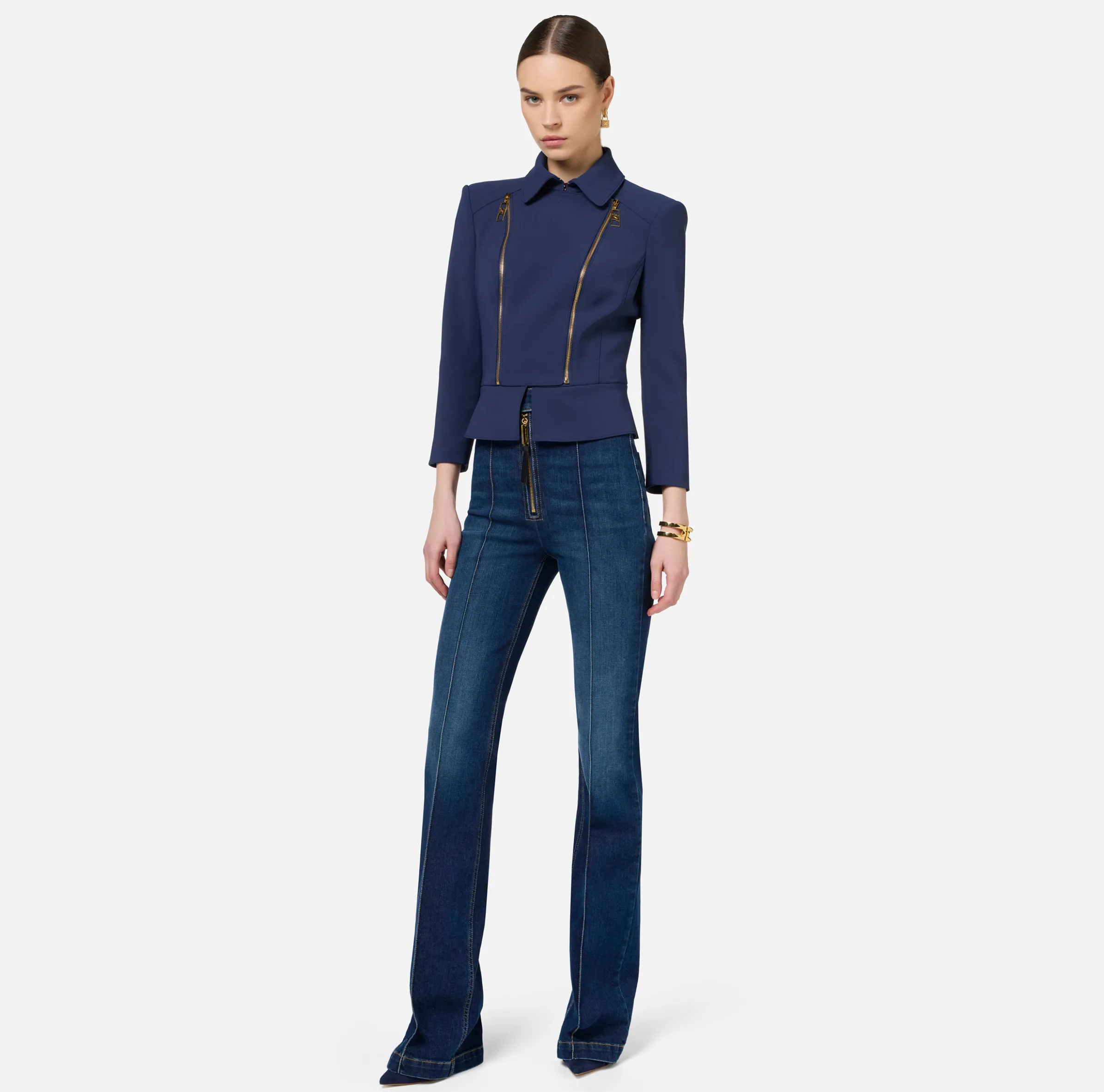 Giacca in crêpe stretch con baschina e zip