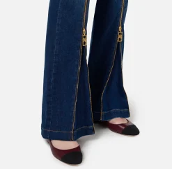 Jeans a zampa in cotone con zip