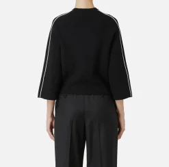 Maglia cropped in viscosa con patch logo