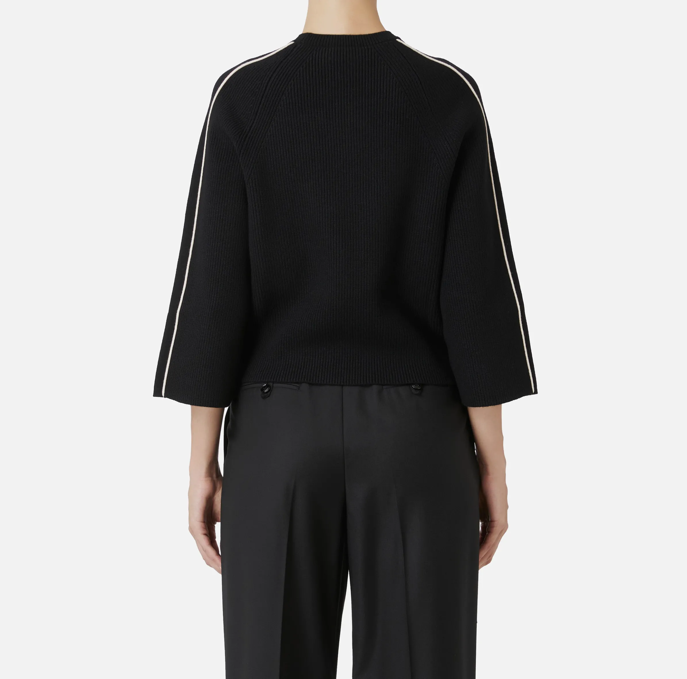 Maglia cropped in viscosa con patch logo
