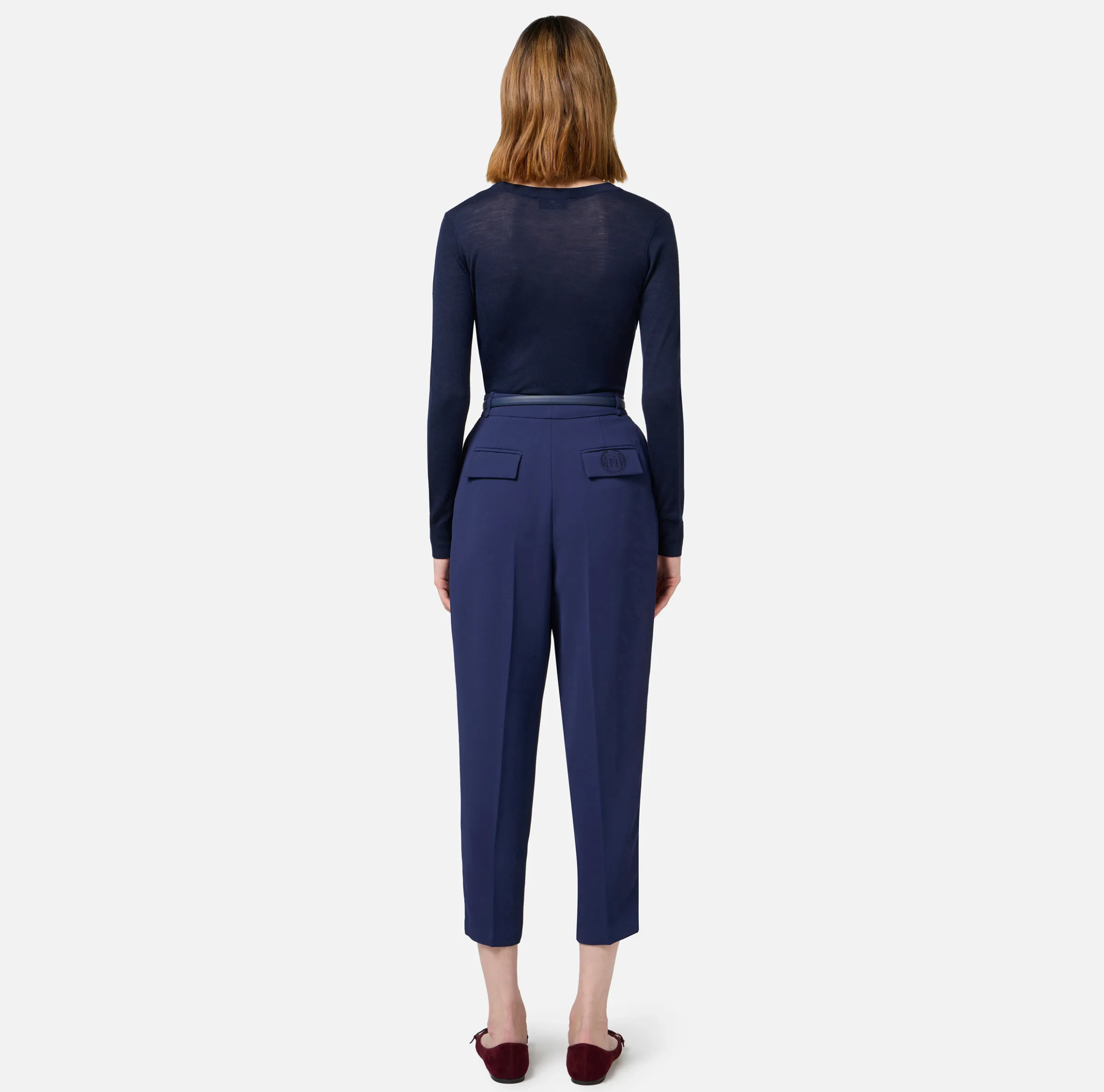 Maglia in lana merino con logo jacquard in contrasto