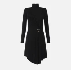 Miniabito in jersey con drappeggio e accessorio gioiello
