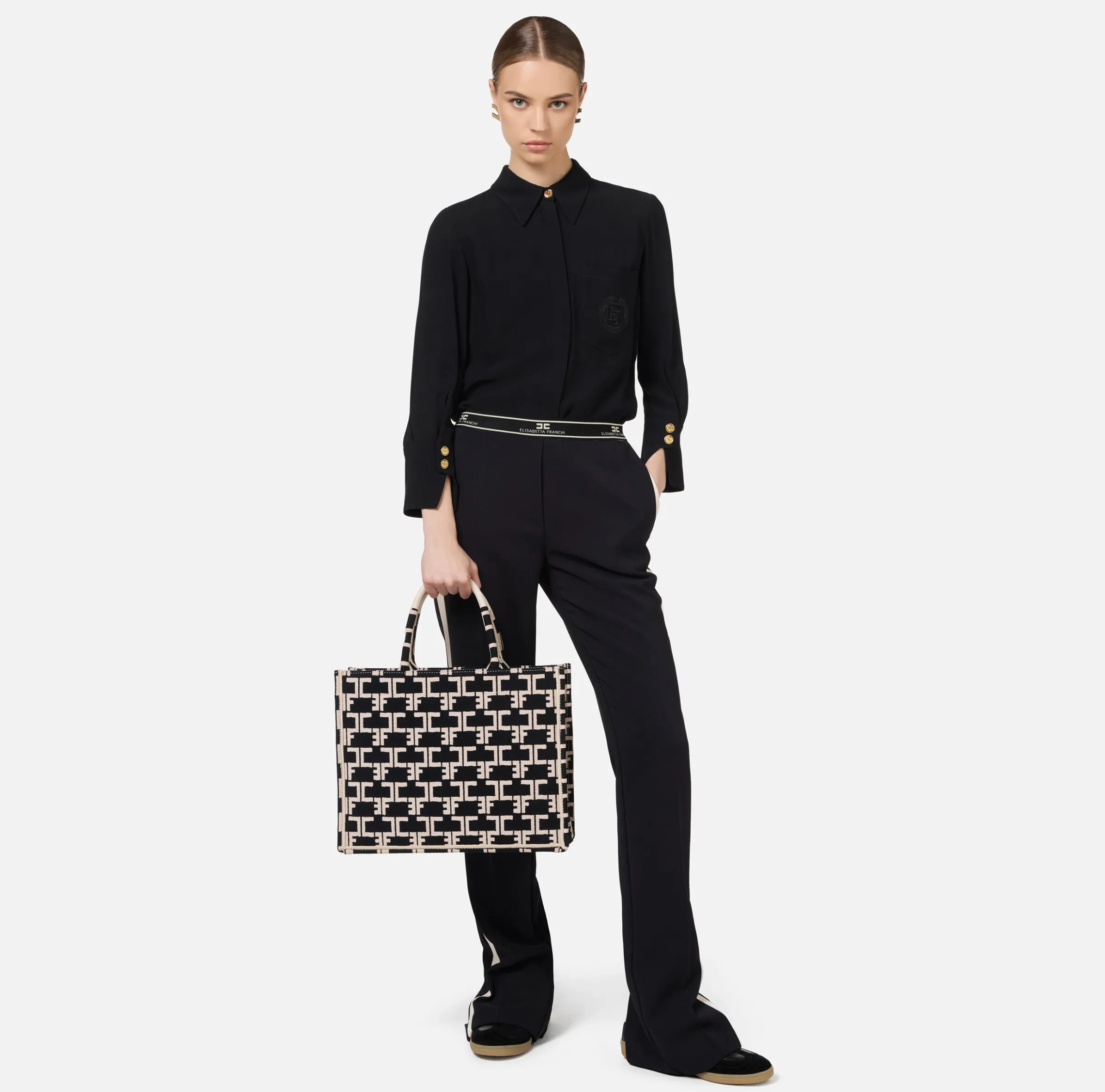 Monogram Tote Medium