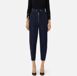 Pantalone boyfriend in nylon tecnico con elastico logato