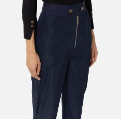 Pantalone boyfriend in nylon tecnico con elastico logato
