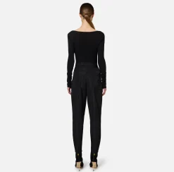 Pantalone boyfriend in nylon tecnico con elastico logato