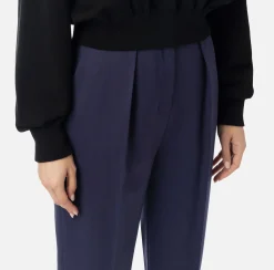 Pantalone con pinces in fresco di lana