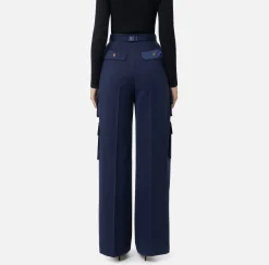 Pantalone dritto in crêpe con tasche e cintura