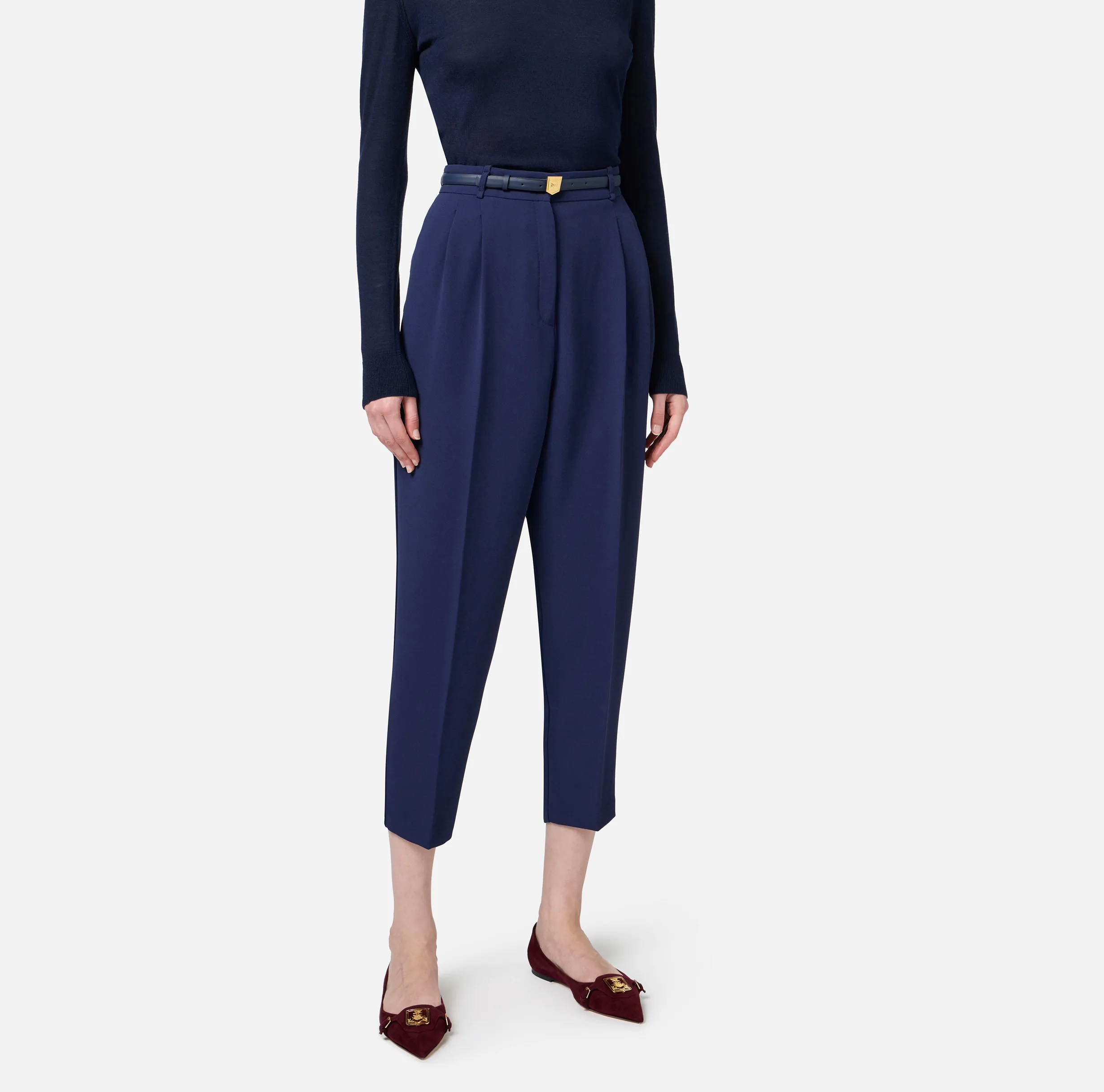Pantalone in crêpe con cintura e ricamo