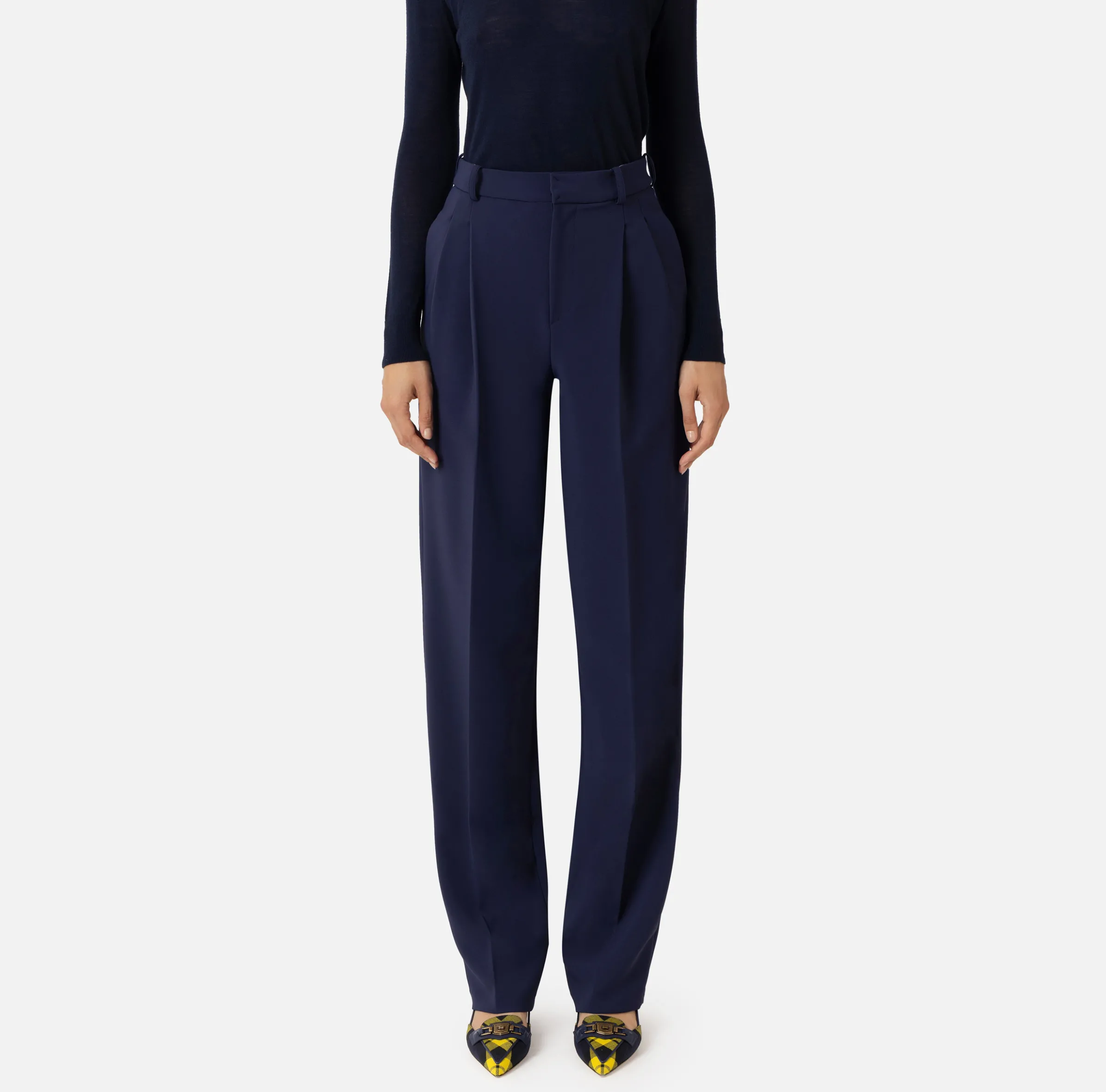 Pantalone in crêpe stretch con doppie pinces