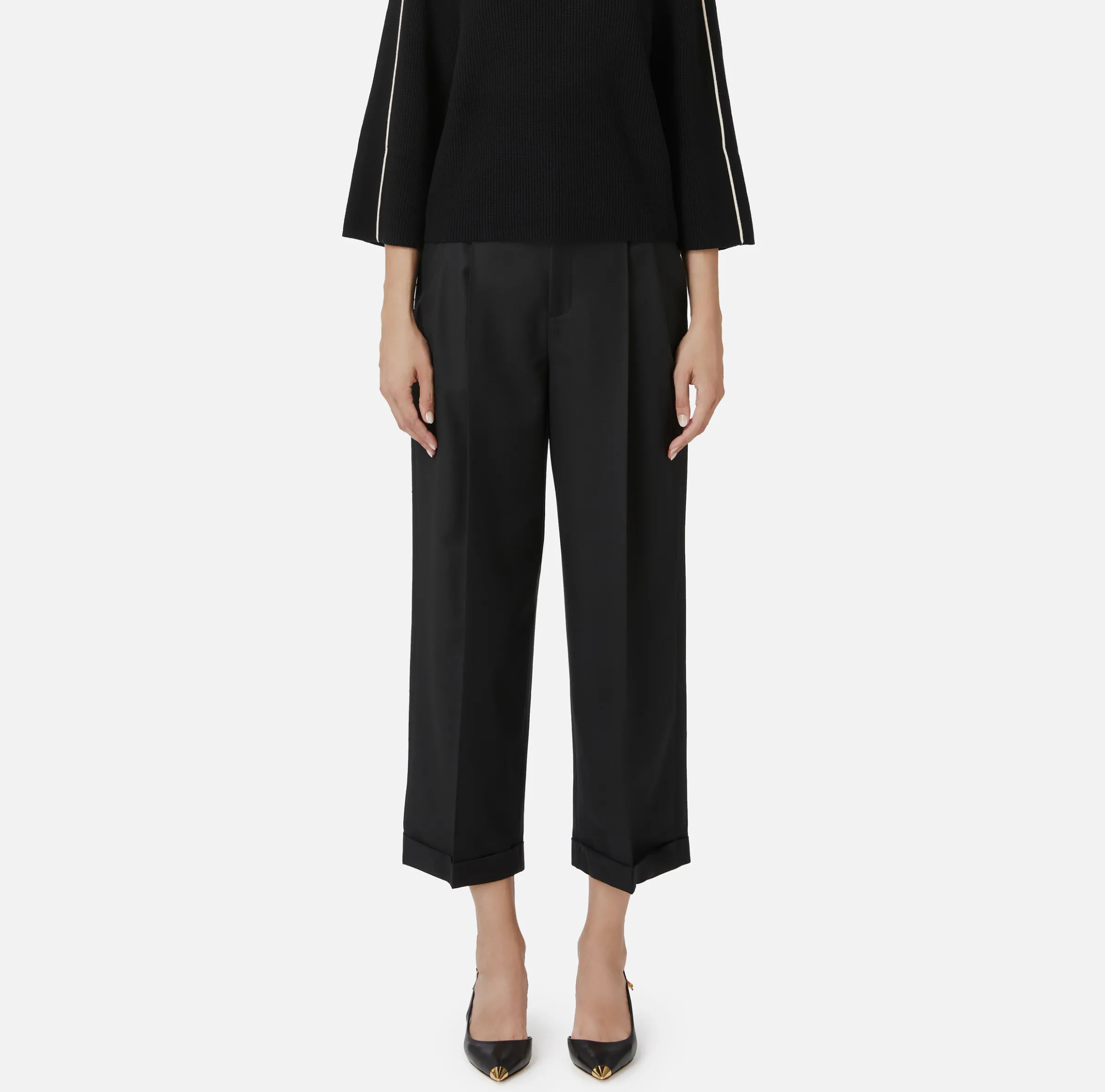 Pantalone in fresco lana con pinces e risvolto