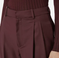 Pantalone in fresco lana con pinces e risvolto