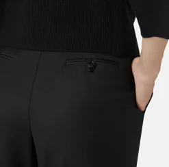 Pantalone in fresco lana con pinces e risvolto