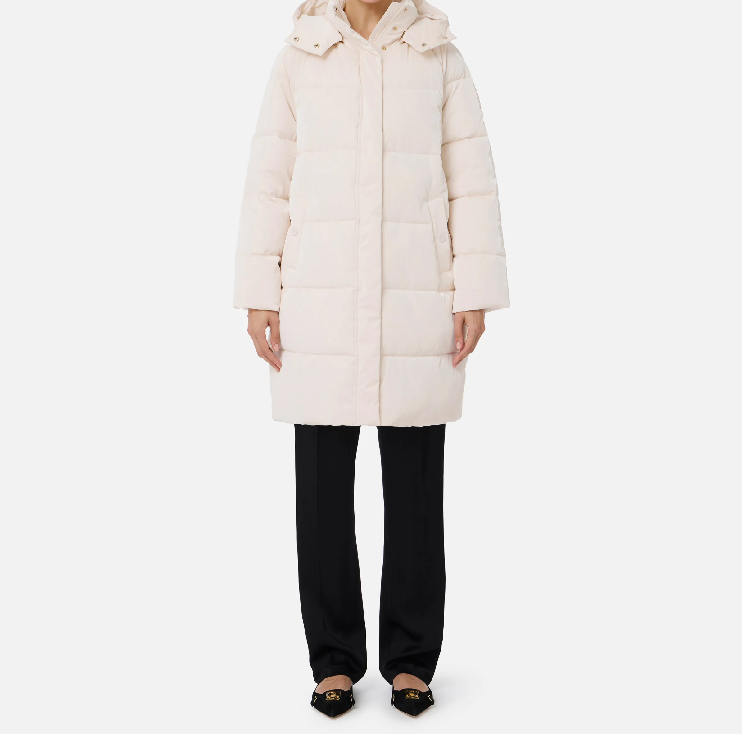 Piumino lungo in nylon satin con cappuccio