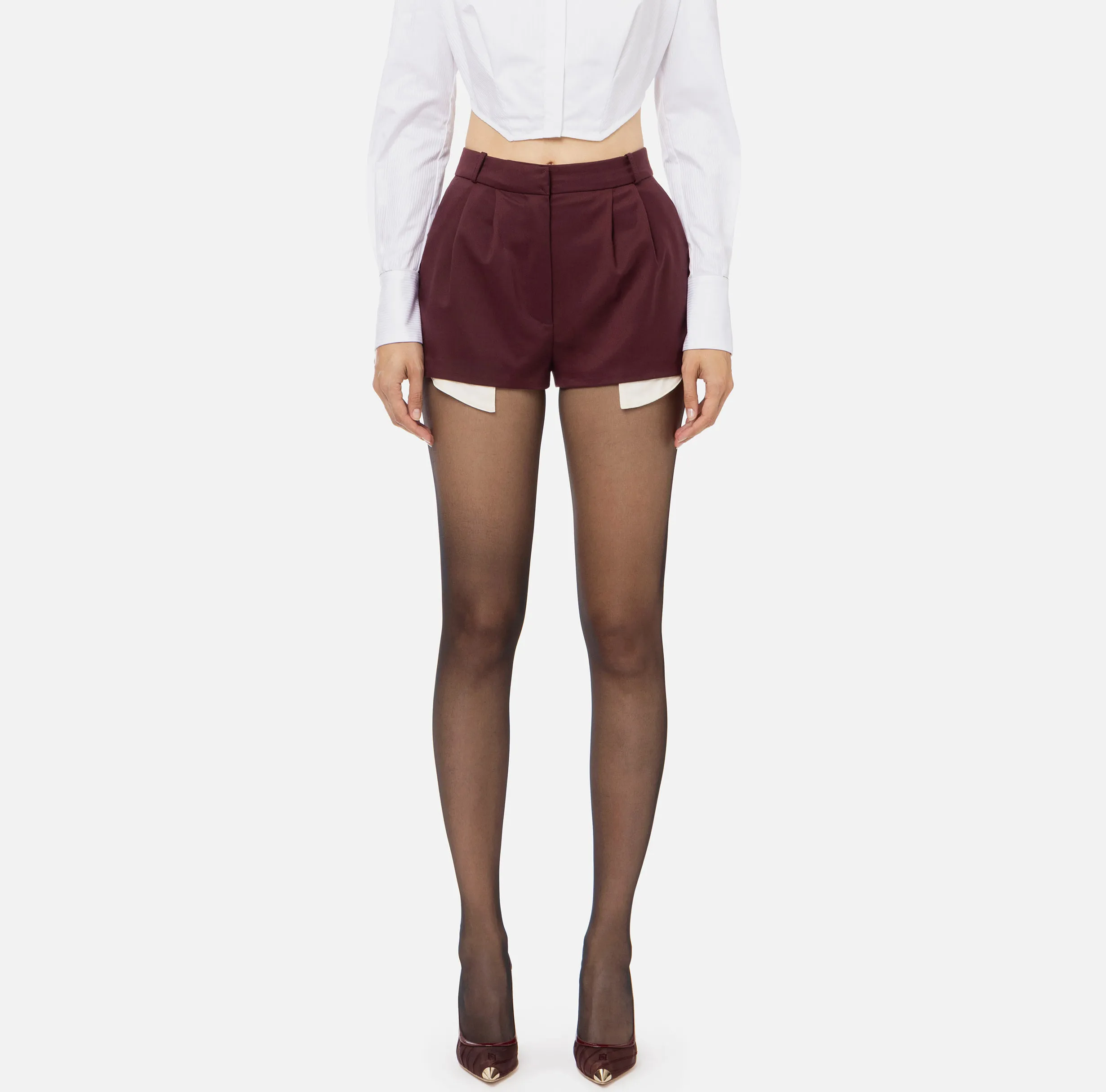 Shorts in fresco di lana con sacco tasche