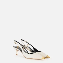 Slingback in nappa con puntalino in metallo