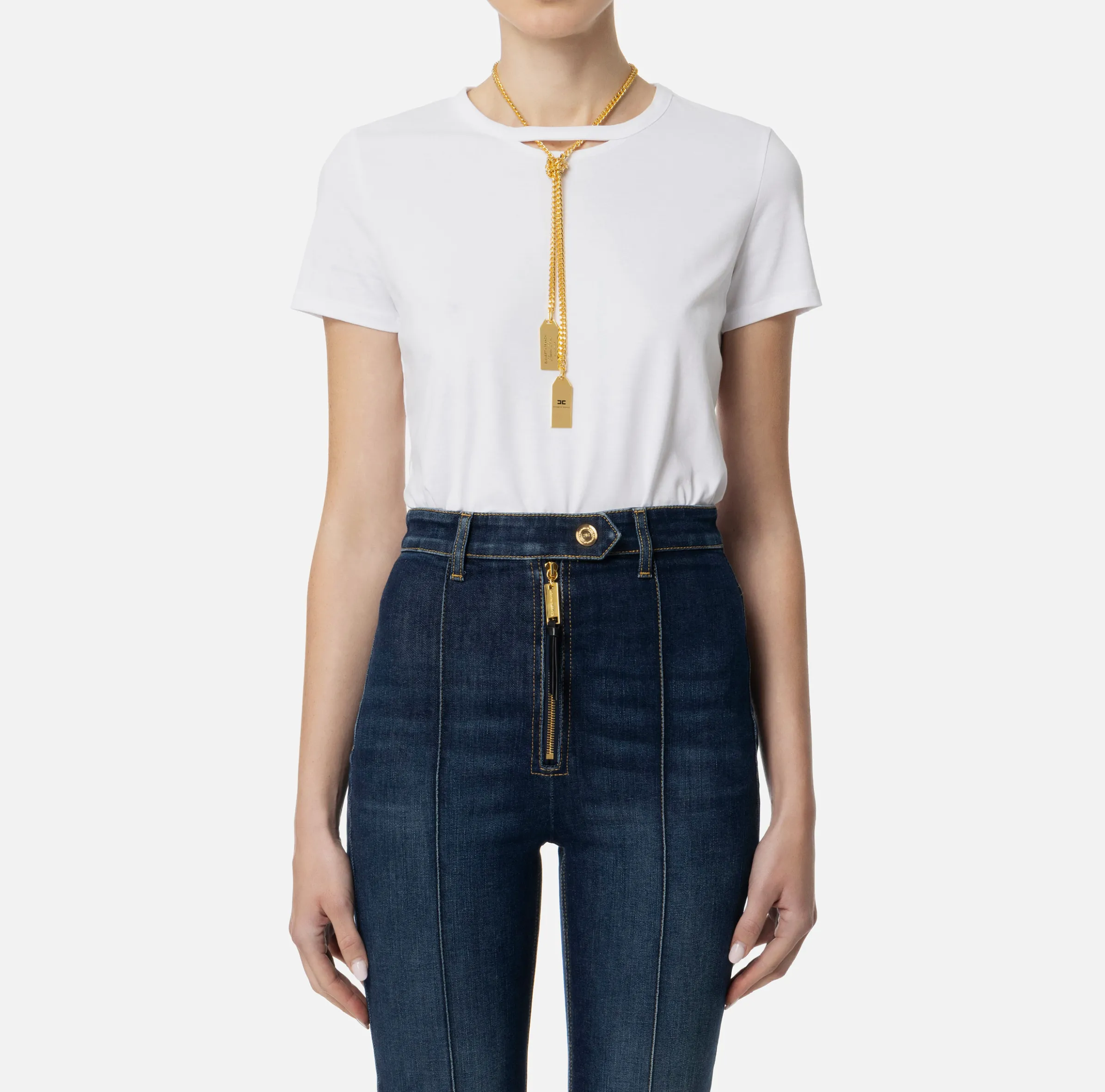 T-shirt in jersey con collana