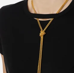 T-shirt in jersey con collana